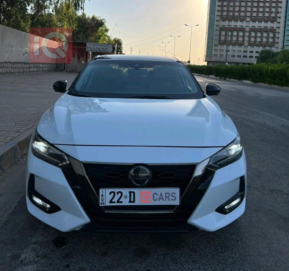 نیسان سێنترا